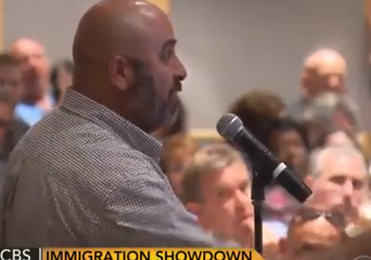 Explosive Video: Irate Murrieta CA Citizens Stand up Against North American Union
