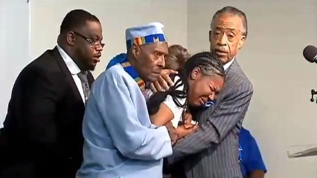 Al Sharpton: NY Police Used Choke Hold To Murder Unarmed Staten Island Man