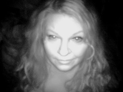 B4INREMOTE-aHR0cDovLzEuYnAuYmxvZ3Nwb3QuY29tLy0xdXpJMTdsWGhzMC9VSVFSZDRqVndUSS9BQUFBQUFBQVp1RS93MkNiUEhhX0dQRS9zNDAwL3NoYXJvbmxvc3QuanBn