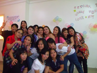 B4INREMOTE-aHR0cDovLzIuYnAuYmxvZ3Nwb3QuY29tLy13S3pjSWxTSnZxSS9VTHNKaFp5VHUwSS9BQUFBQUFBQUF0WS80UGRqaUJjMFMyVS9zMzIwL1NvbWUrb2YrdGhlK2Rpc3RyZXNzZWQrd29tZW4rT0ZXcytpbitQSCtDb25zdWxhdGUtQmFoYXkrS2FsaW5nYS5KUEc=
