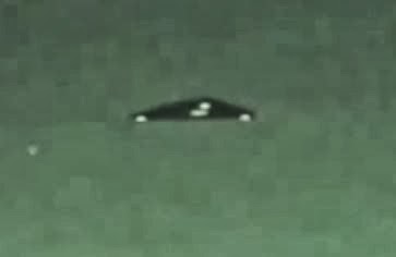 B4INREMOTE-aHR0cDovLzMuYnAuYmxvZ3Nwb3QuY29tLy1UUjlVbHBhWHZrdy9Vb2ZvbEtiRGNWSS9BQUFBQUFBQVY3Yy8xUHdTTEpjS2hBVS9zNjQwL3RyaWFuZ2xlK3BhcmlzLkpQRw==