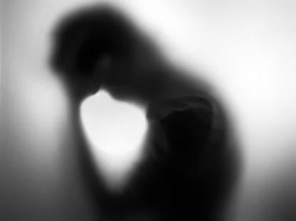 B4INREMOTE-aHR0cDovLzMuYnAuYmxvZ3Nwb3QuY29tLy1rY3FiZzZ2YnNGTS9VdnZFNnBmU29aSS9BQUFBQUFBQVZLYy9qZEVxWWZVQVV3dy9zNjQwL3NoYWRvd3ktZGVzcGFpcigxKS5qcGc=