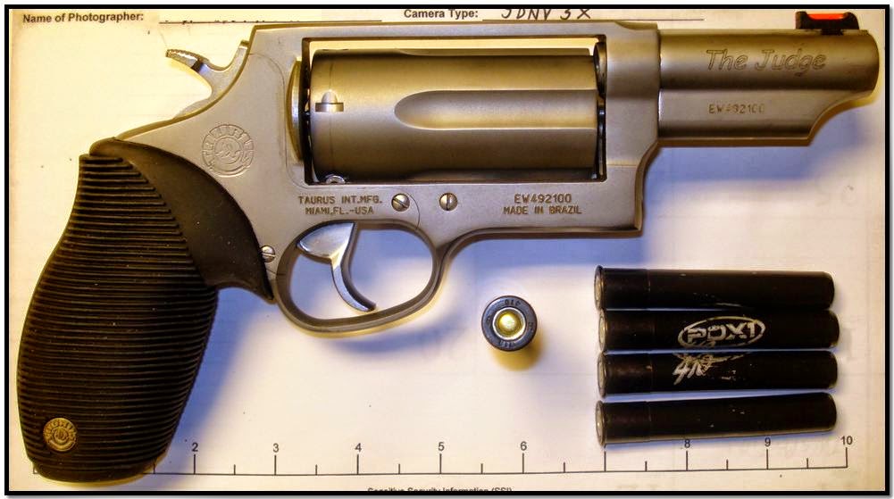 Loaded firearm discovered in carry-on bag at San Antonio (SAT). Loaded firearm discovered in carry-on bag at San Antonio (SAT).