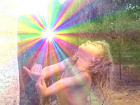 B4INREMOTE-aHR0cHM6Ly8yLmJwLmJsb2dzcG90LmNvbS8tRU0yWXNsSDE2VE0vVnMwSVoxb1NqdUkvQUFBQUFBQUFFSXMvZ1JoVXFsVXl0MEEvczIwMC9SYWluYm93LUNoaWxkLmpwZw==